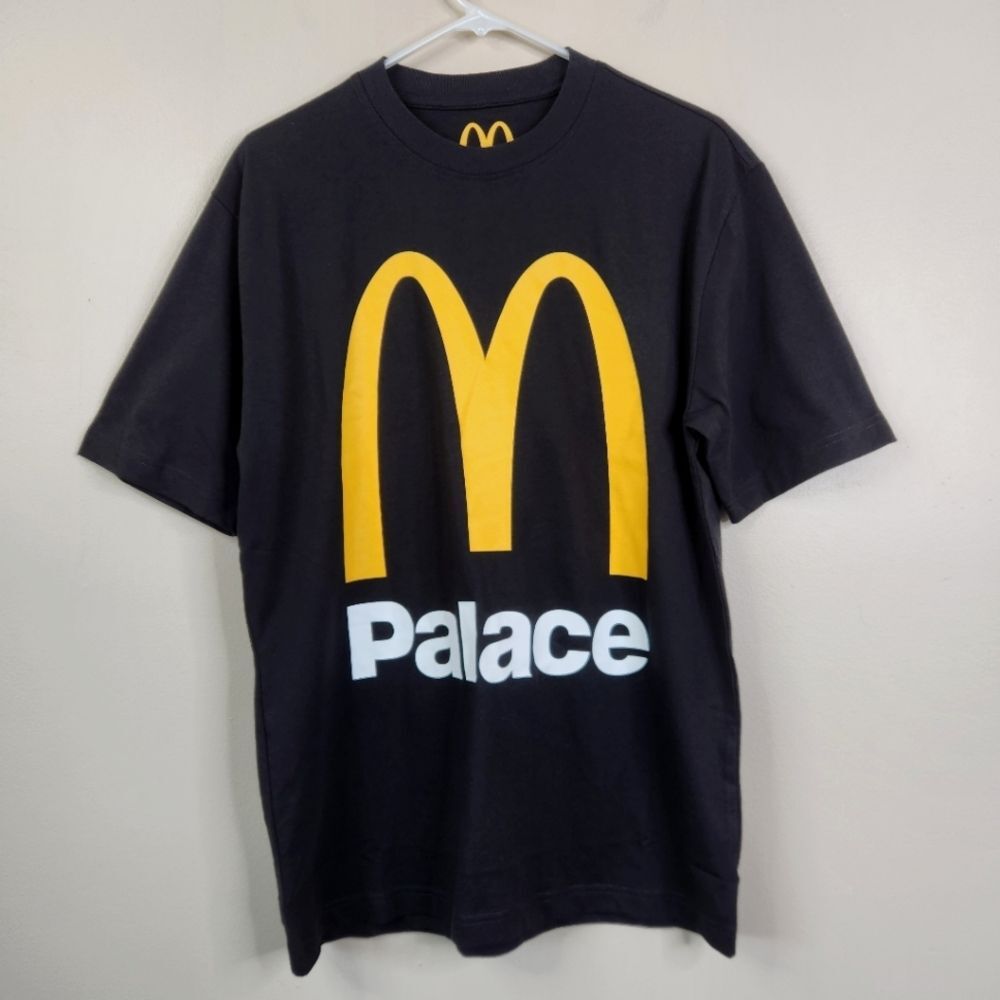 Palace X McDonalds Short Sleeve Big Logo Frontside Graphic Tee Medium